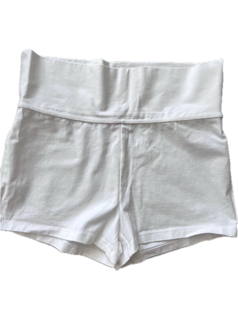 Edikted White Pablo Foldover shorts size medium - like new - Picture 4 of 6